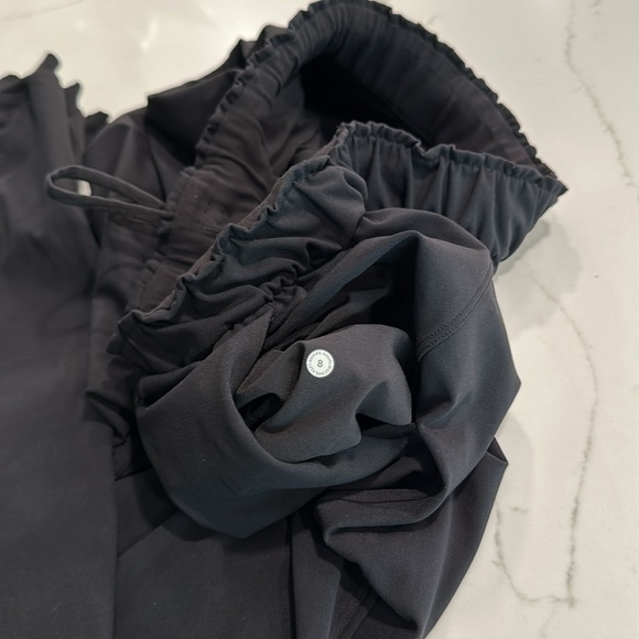 Lululemon Keep Moving Jogger black size 8 - Picture 4 of 8